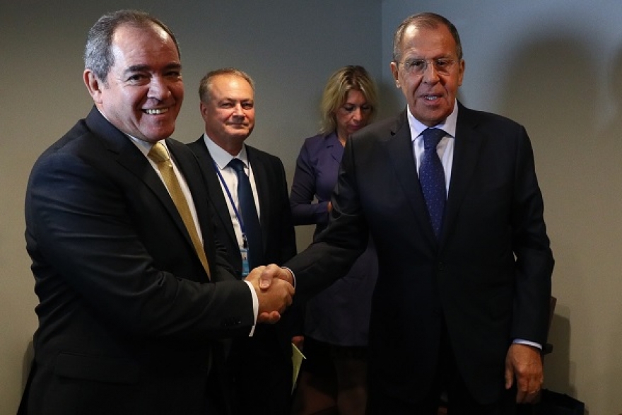 وزير الخارجية الجزائري يصل موسكو
