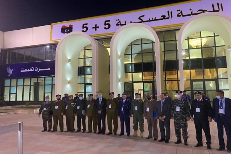 اللجنة العسكرية الليبية 5+5 تجتمع في تونس لبحث نزع السلاح وانسحاب المقاتلين من ليبيا: