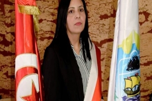 اتّحاد الأعراف بجندوبة يُطالب باطلاق سراح رئيسة بلدية طبرقة