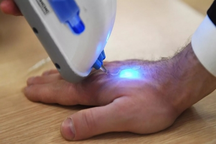 علماء روس يطورون طلاءات حيوية لتسريع التئام الجروح