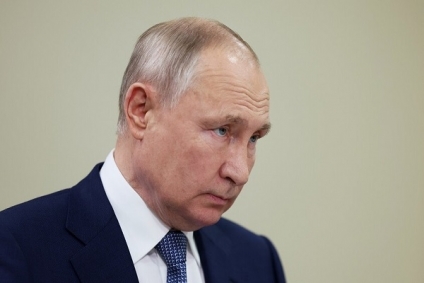 المبعوث الأمريكي إلى أوكرانيا: بوتين محق في أنّ الناتو يخوض حربا بالوكالة ضد روسيا