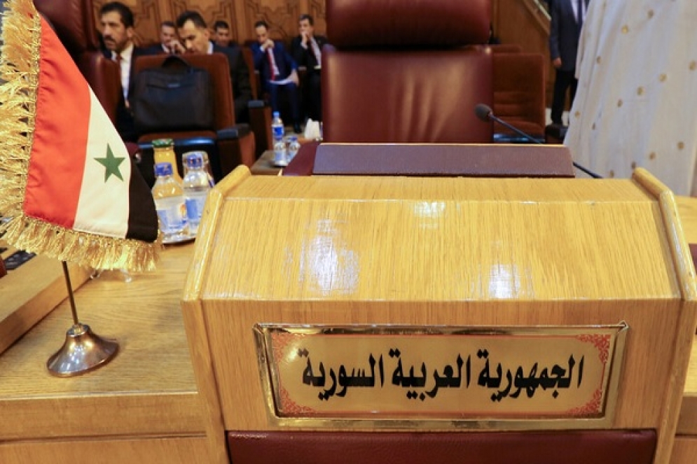 الجزائر تدعو لإعادة سوريا إلى جامعة الدول العربية