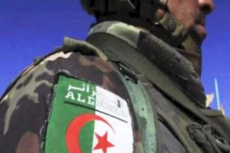 الجيش الجزائري يقضي غلى إرهابي تونسي من منفذي هجوم &quot;باردو&quot;