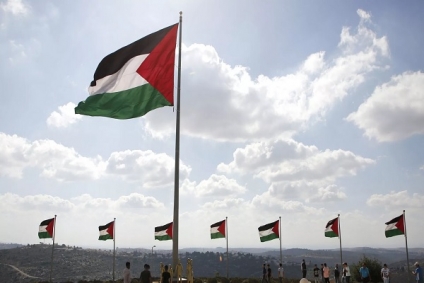 النرويج... البرلمان يطلب من حكومته الاستعداد للاعتراف بدولة فلسطين