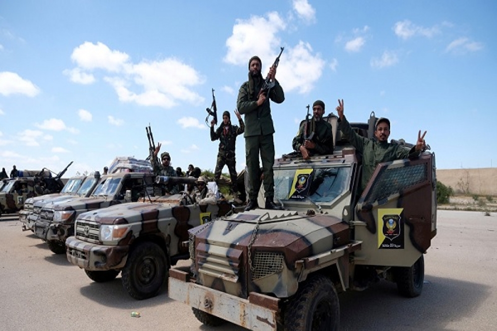 الجيش الليبي يُعلن تدمير مدرعة تركية جنوب طرابلس