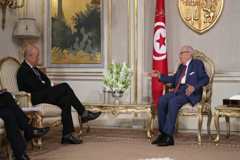 العلاقات التونسية الفرنسية والتطورات في ليبيا أبرز محاور استقبال رئيس الجمهورية لوزير أوروبا والشؤون الخارجية الفرنسي