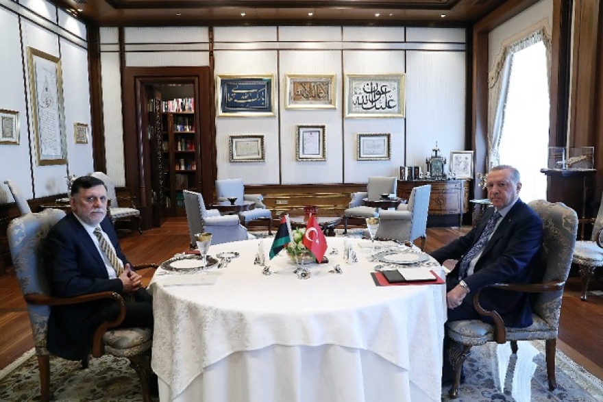 أردوغان يجتمع مع السراج في أنقرة