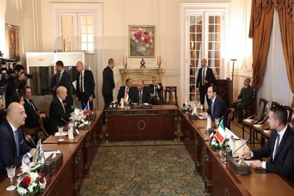وزير الخارجية المصري: تيارات ظلامية تُسيطر على المناطق الغربية في ليبيا