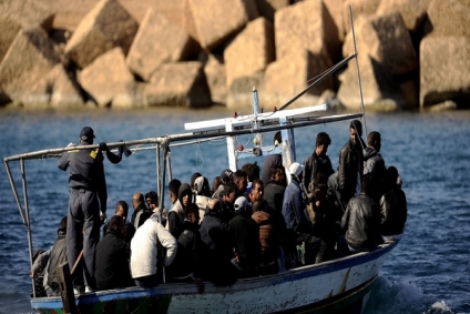 خلال شهر مارس...الحرس البحري بالوسط يحبط 180 "حرقة" وينقذ 6200 مجتازا من الغرق