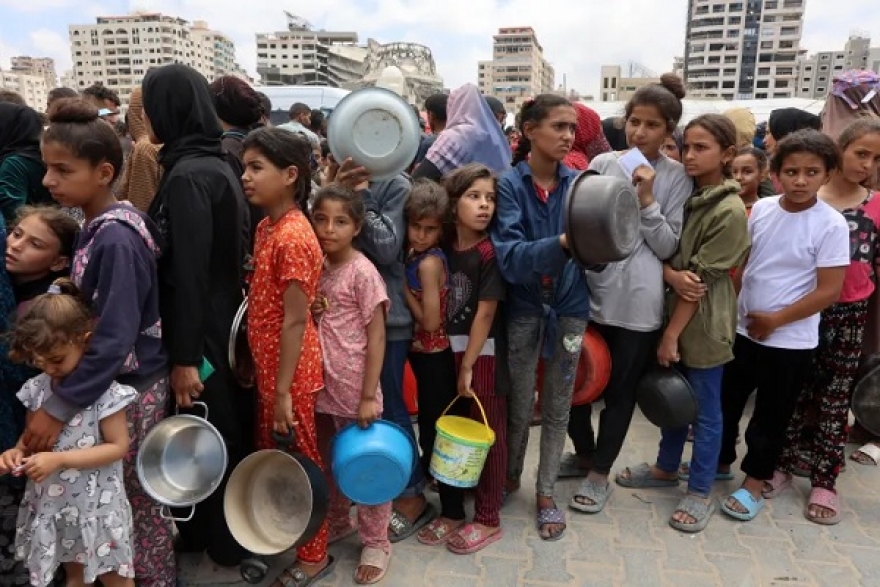 أزمة غزة تتفاقم... شحّ المساعدات وتهجير 250 ألف مواطن من جباليا