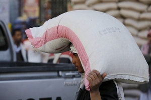 الأمم المتحدة تحذر: اليمن تقف من جديد على حافة المجاعة