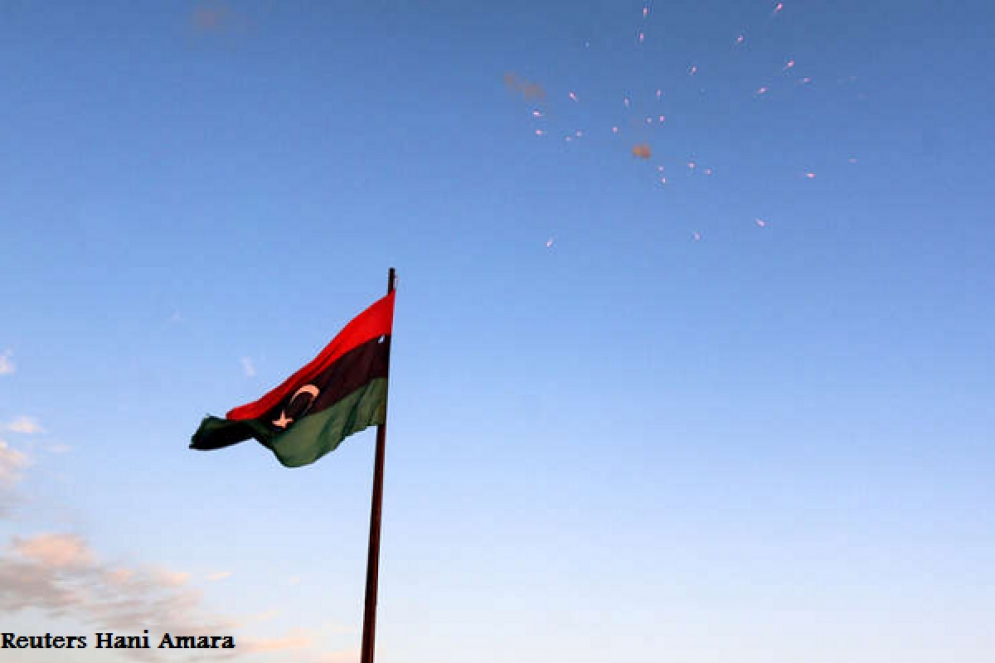 ليبيا :إستقالة رئيس هيئة صياغة الدستور قُبيل تصويت النواب على قانون الاستفتاء