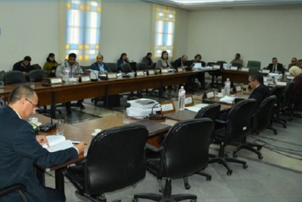 لجنة المالية تصادق على مشروع قانون المالية 2020&lrm;