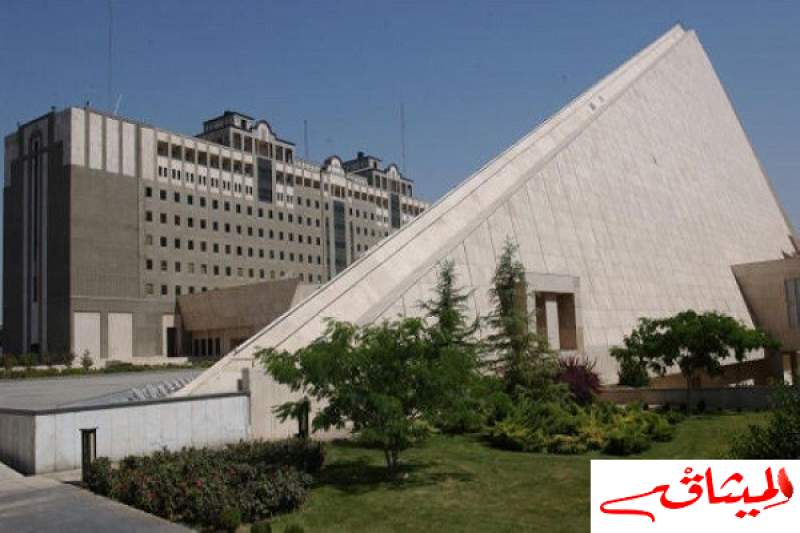 إيران:قتلى وجرحى في هجومين مسلحين استهدفا مبنى البرلمان ومرقد الخميني