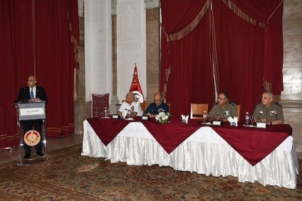 وزير الدفاع يشرف على الاحتفال بيوم العلم بالمؤسّسة العسكرية