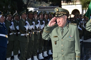 رئيس أركان الجيش الجزائري يُحذّر من منظمات تخريبية تستغل التكنولوجيا المتطورة