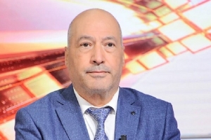 هشام السنوسي: &quot;الإعلام العمومي بدأ يتحوّل إلى إعلام حكومي&quot;