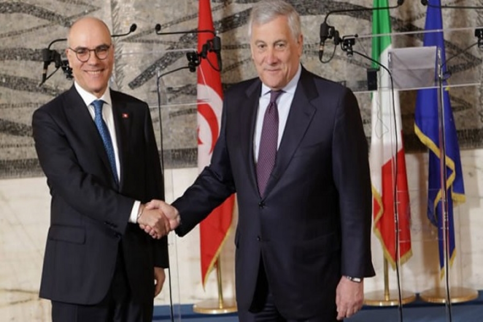 تاياني: اتفاق قيد الدراسة بين تونس وإيطاليا لجلب أربع آلاف عامل تونسي