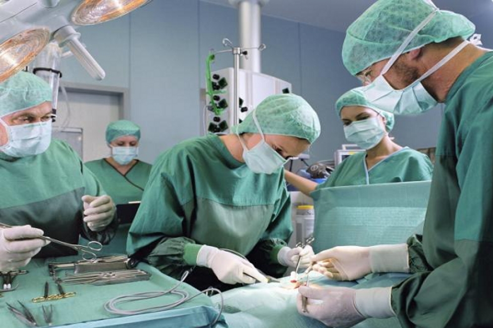 مستشفى الاغالبة بالقيروان: نجاح عملية جراحية هي الاولى افريقيا وعربيا
