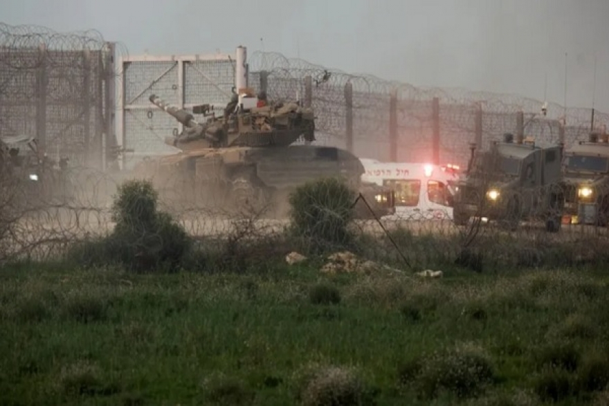 إصابة 12 جنديا من جيش الاحتلال الصهيوني في حادث على حدود غزة