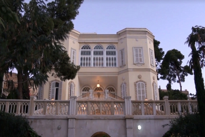 بالفيديو:كواليس القصر الجمهوري وتفاصيل حياة بشارالأسد