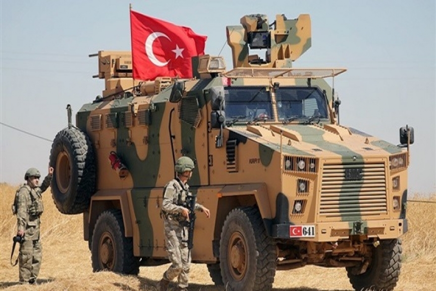  الدفاع التركية: مقتل جنديين وإصابة ثلاثة آخرين في إدلب