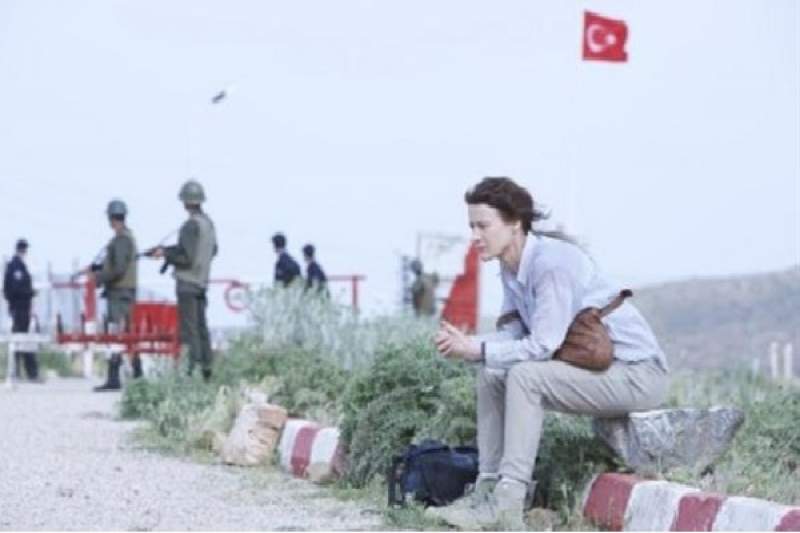 &quot;الطريق إلى اسطنبول&quot;..فيلم حول انضمام شباب أوروبي لداعش
