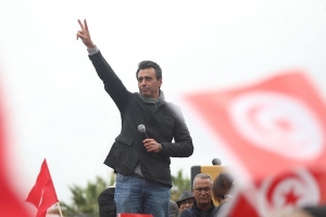 جوهر بن مبارك يرفع اضرابه عن الطعام