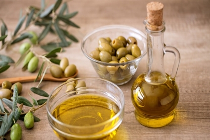 ارتفاع صادرات زيت الزيتون التونسي المعلّب بنسبة 57,2 بالمائة 