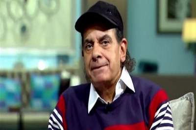 الفنان المصري محمد كامل في ذمة الله