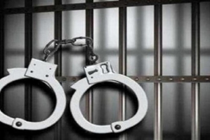 فرقة الأمن السياحي بالمرسى تُلقي القبض على مُروج&nbsp; للمخدرات داخل ملهى ليلي