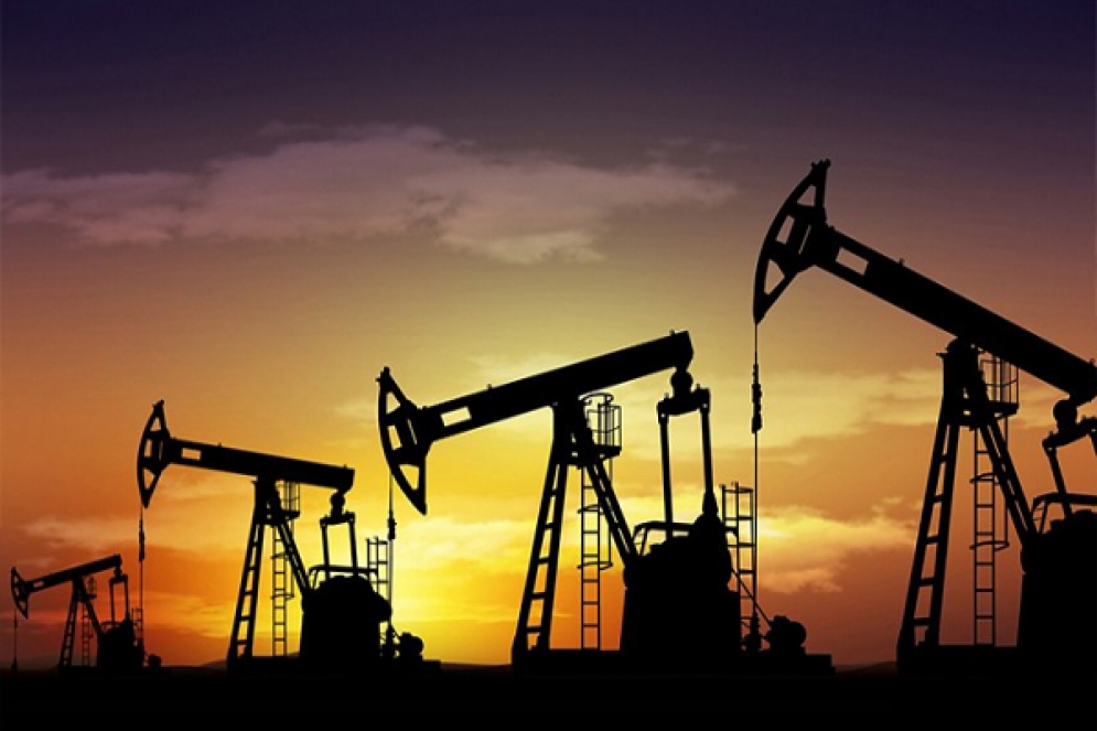 كمال بن ناصر: انتاج النفط قد يتوقف بعد 10 سنوات