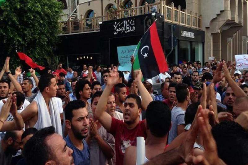 ليبيا:&quot;ثوار طرابلس&quot; يمهلون الإخوان أسبوعا للخروج