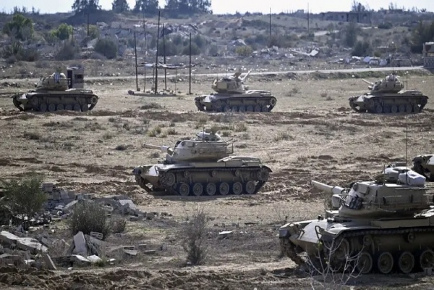 نتن-ياهو يأمر الجيش الصهيوني بتنفيذ هجمات في غزة