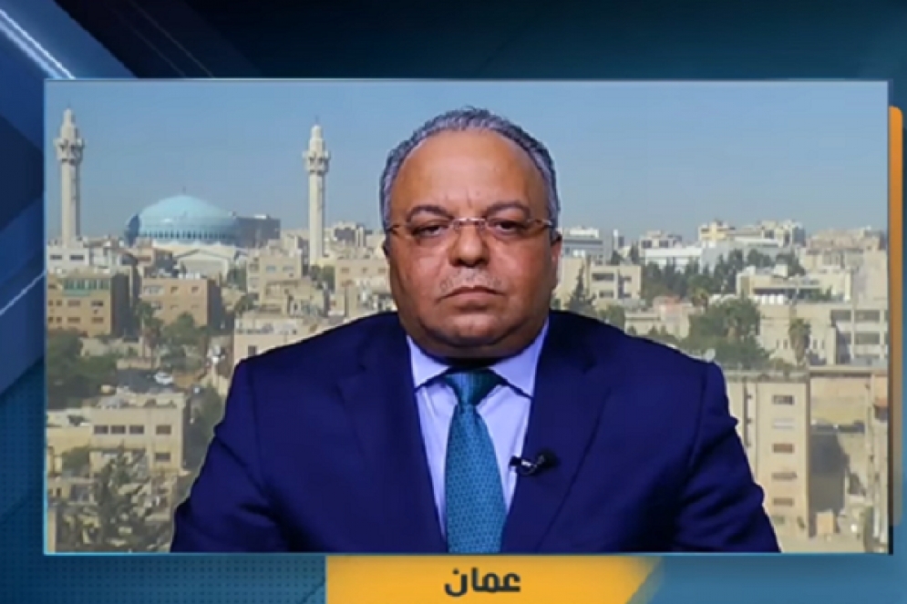 محلل سياسي يكشف ثغرات قانون الضريبة الجديد في الأردن (فيديو)