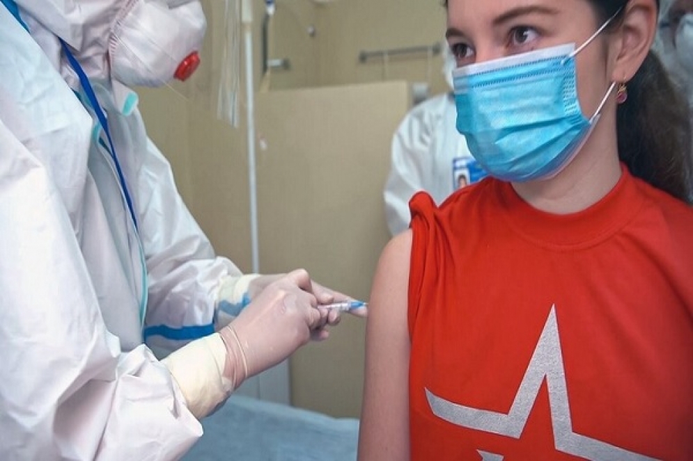 وزير الصحة الروسي يعلن الانتهاء من تطوير لقاح ضد كورونا وموعد بدء عمليات التطعيم السكاني