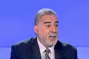 الاحتفاظ بالصحفي زياد الهاني