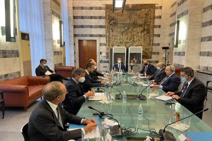 وزير الخارجية الجزائري يبحث مع نظيره الإيطالي سُبل تطوير الشراكة بين البلدين