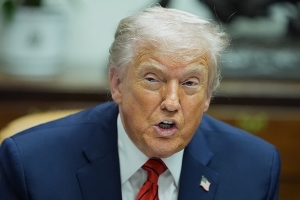 ترامب: النزاع في أوكرانيا قد يشعل فتيل حرب عالمية ثالثة