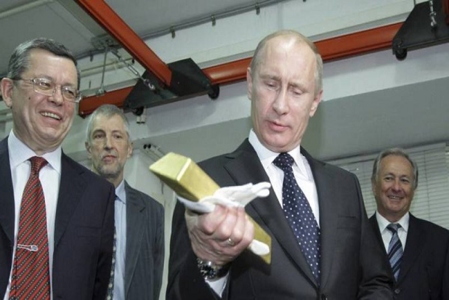في إطار عقوبات جديدة : مجموعة السبع تحظر استيراد  الذهب الروسي