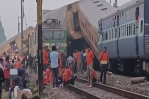 الهند...قتلى وعشرات الجرحى في تصادم قطارين