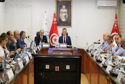 وزير الفلاحة يُوصي بإنجاح موسم الزيتون في 'ظلّ المؤشّرات الإيجابية'