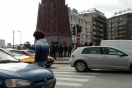 شاب يتسلق ساعة شارع الحبيب بورقيبة و يهدد بالانتحار(فيديو)