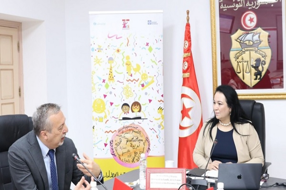 خلال لقائه بوزيرة المرأة...الممثّل المقيم للبنك الدولي يؤكد الاستعداد لمواصلة دعم تونس