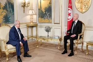 سعيّد و لعمامرة يتباحثان فتح آفاق جديدة للتعاون بين تونس و الجزائر
