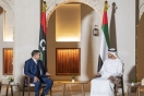 رئيس الحكومة الليبية يصل الإمارات و يلتقي ولي عهد أبو ظبي  