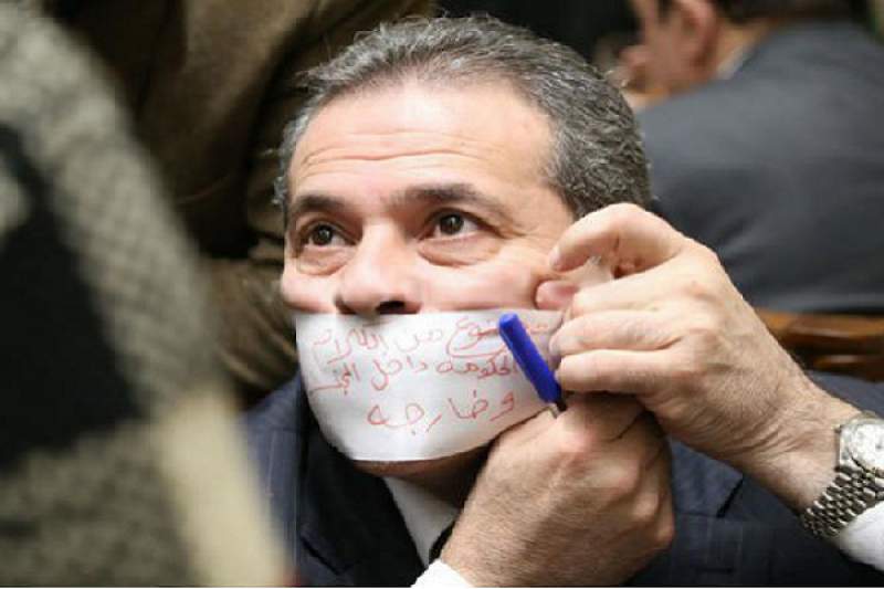 مصر:مجلس النواب يقرر حرمان عكاشة من حضور 10 جلسات