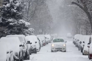 حوالي 200 مليون أمريكي تحت تأثير العاصفة الشتوية الثلجية