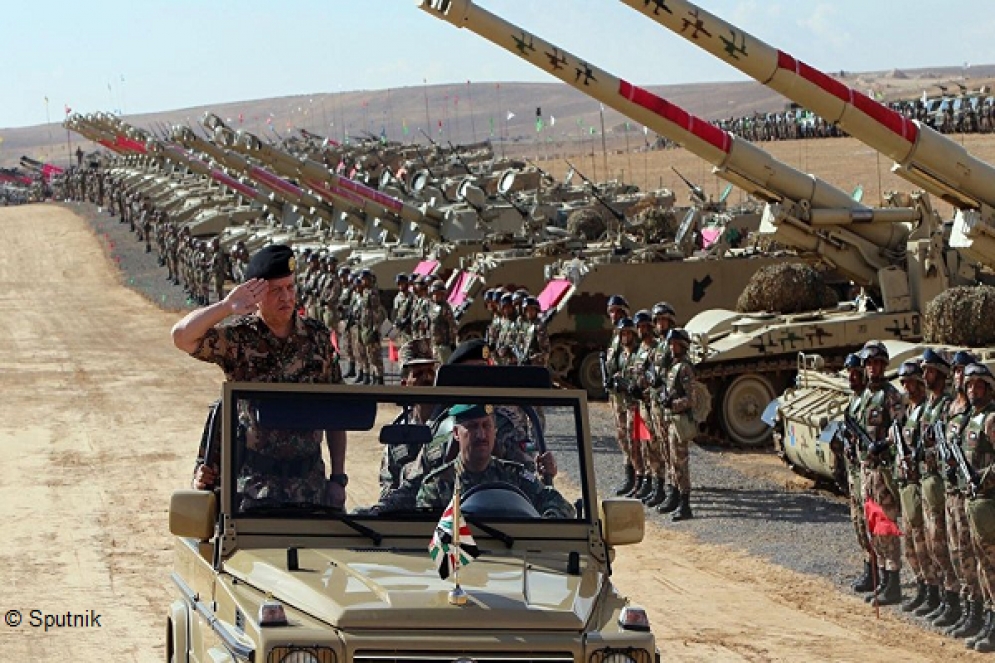 الجيش الأردني يقصف &quot;داعش&quot; على الحدود السورية