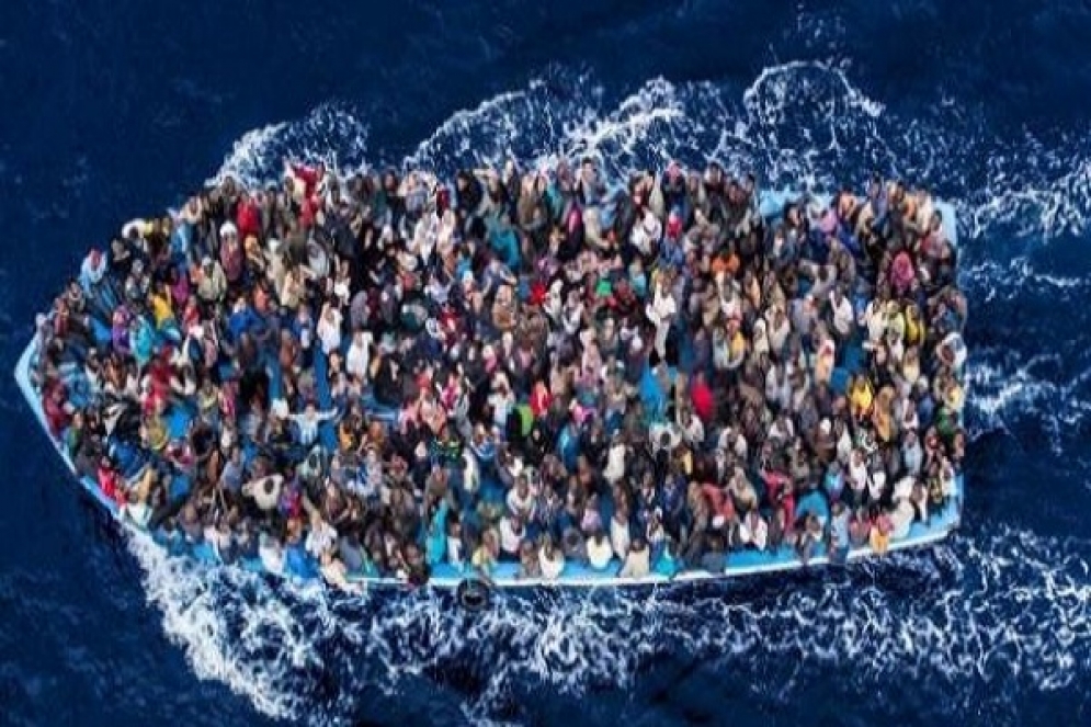 عدد المهاجرين السريين نحو إيطاليا يتجاور الـ 4000 خلال شهر واحد